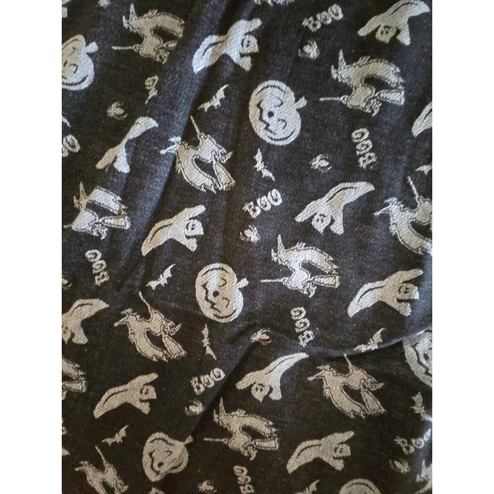 Halloween Tablecloth Black White Gray Reversible Rectanglr Pumpkin Witch Bats